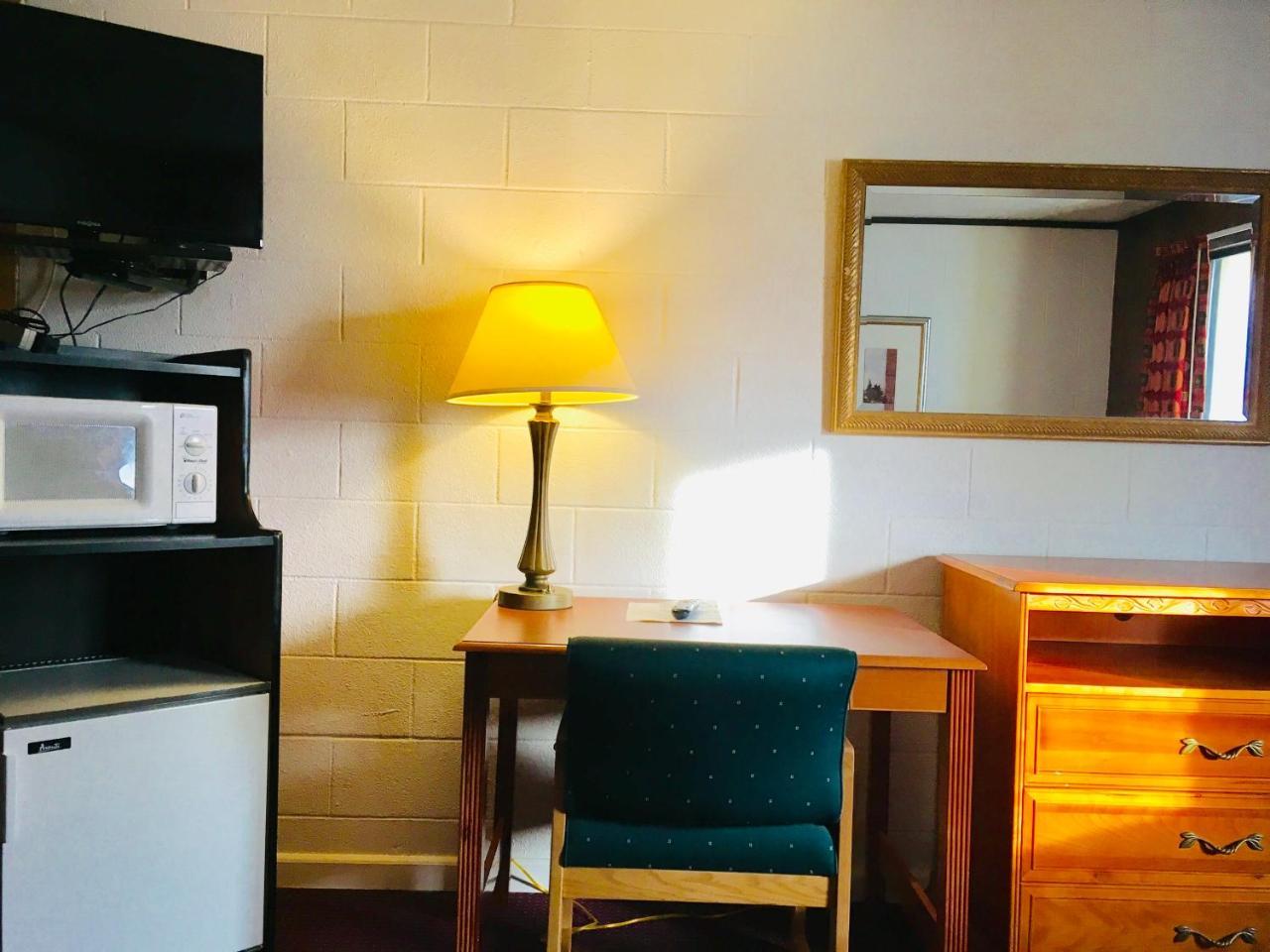 Granada Inn Motel - Kalkaska Esterno foto