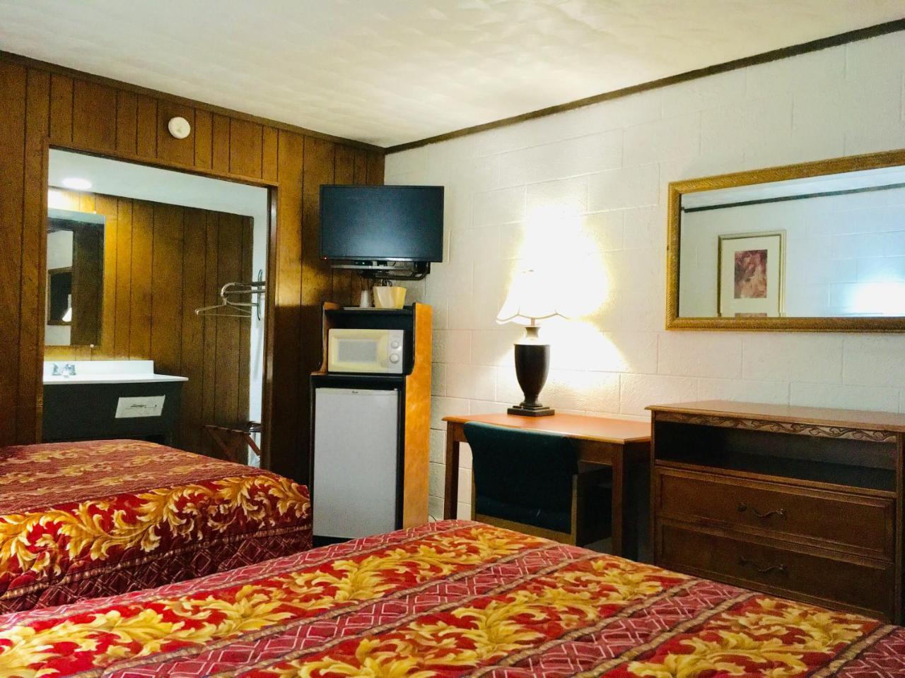 Granada Inn Motel - Kalkaska Esterno foto