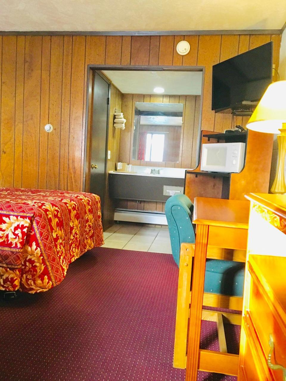 Granada Inn Motel - Kalkaska Esterno foto