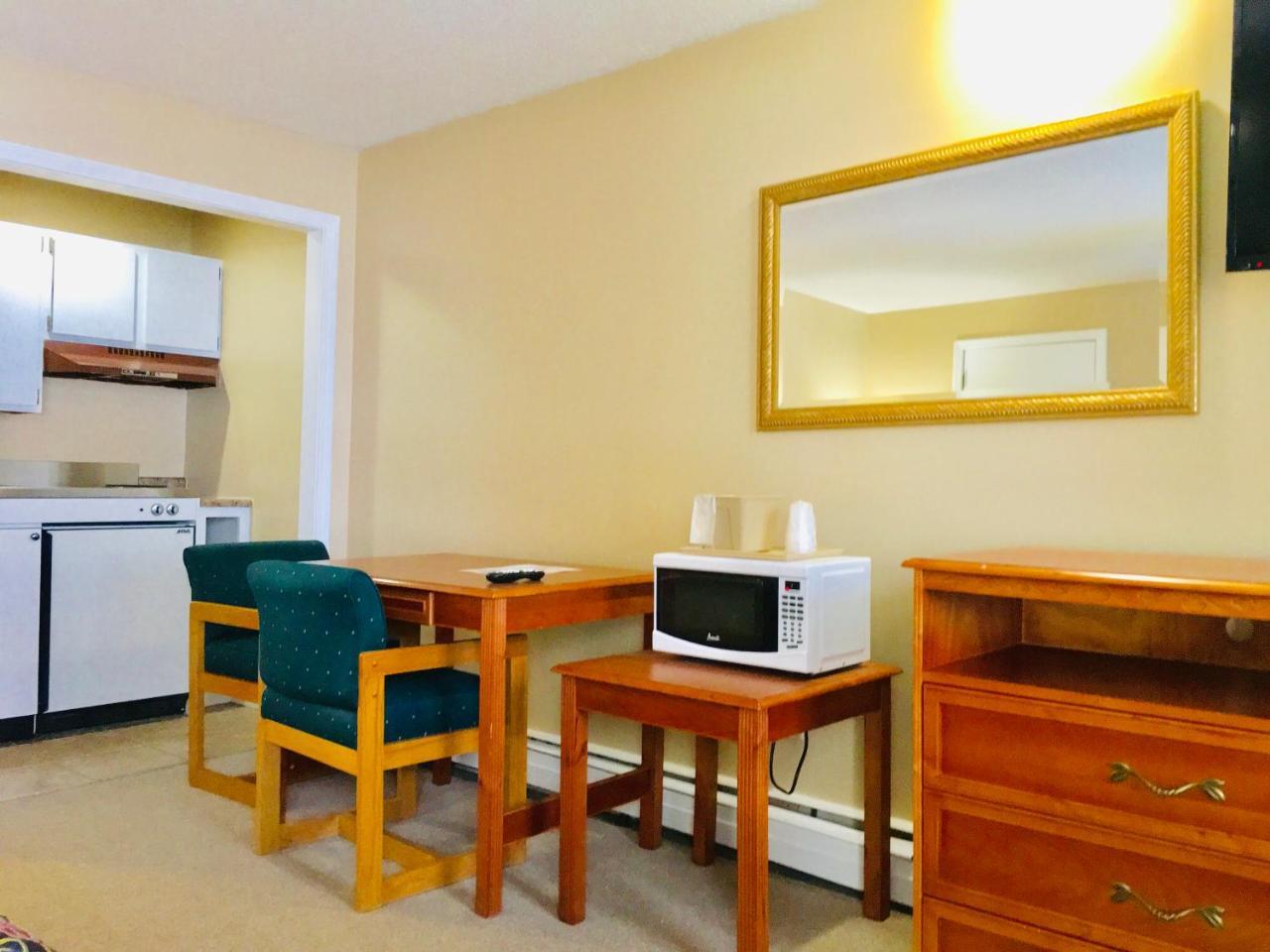 Granada Inn Motel - Kalkaska Esterno foto
