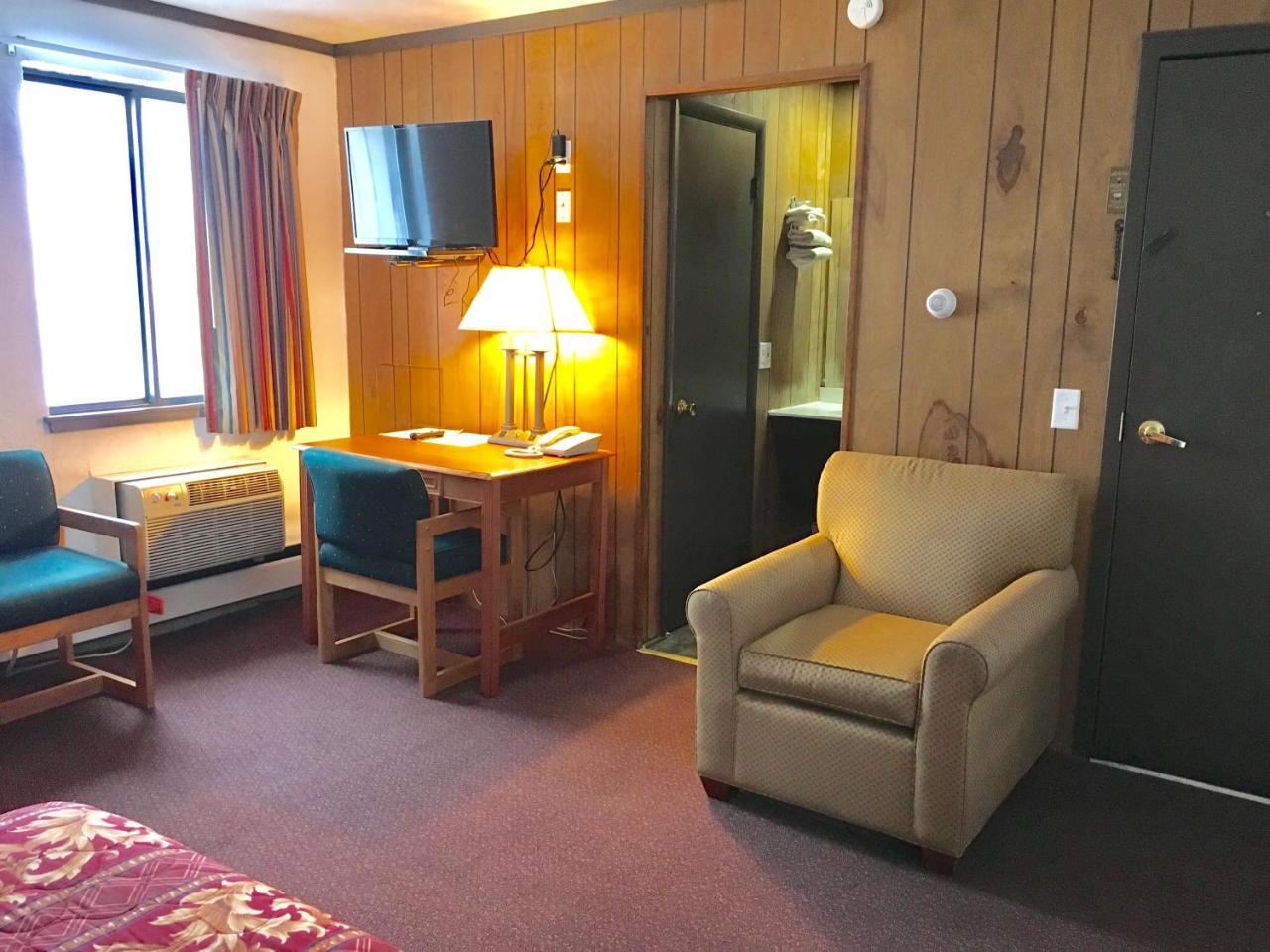 Granada Inn Motel - Kalkaska Esterno foto