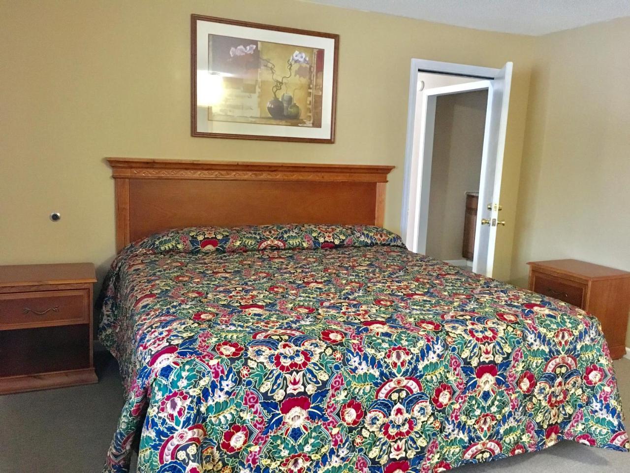 Granada Inn Motel - Kalkaska Esterno foto
