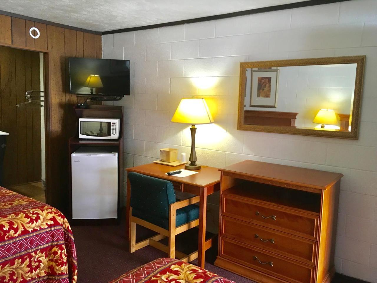 Granada Inn Motel - Kalkaska Esterno foto